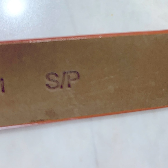 Banana Republic orange snakeskin embossed belt 3/4” wide size 29/30 - Picture 4 of 7